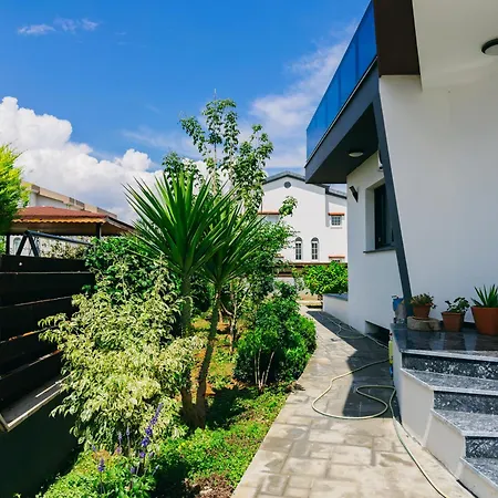 Perfect Family Modern In Iskele *